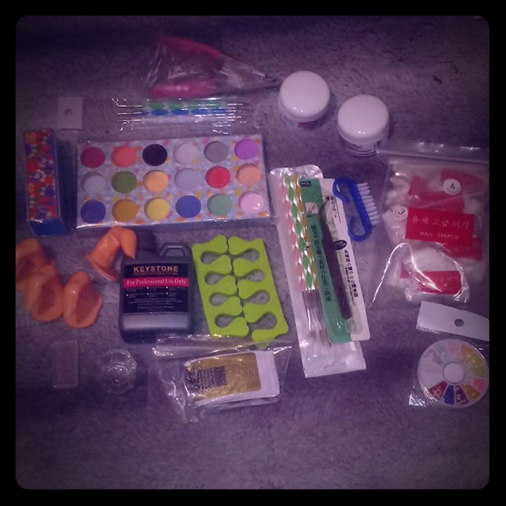 Nail art kit new never been used
